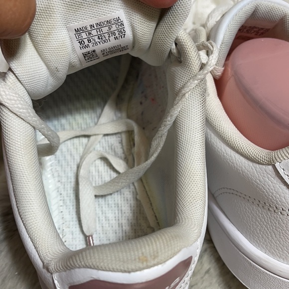 Adidas cloudfoam size 10 - Picture 10 of 13